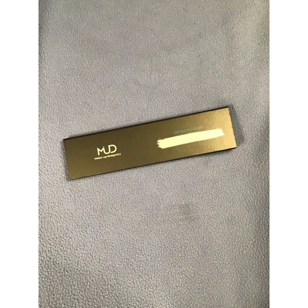 MUD Make-up Designory Eyeshadow Palette Gold Multi-color NEW